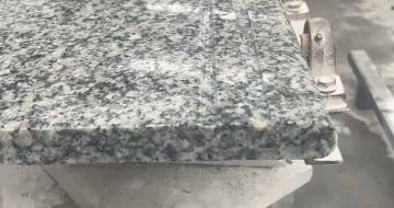 十堰芝麻白楼梯踏步 芙蓉白