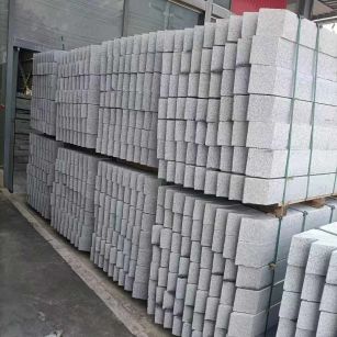 十堰芝麻白树围石 树池
