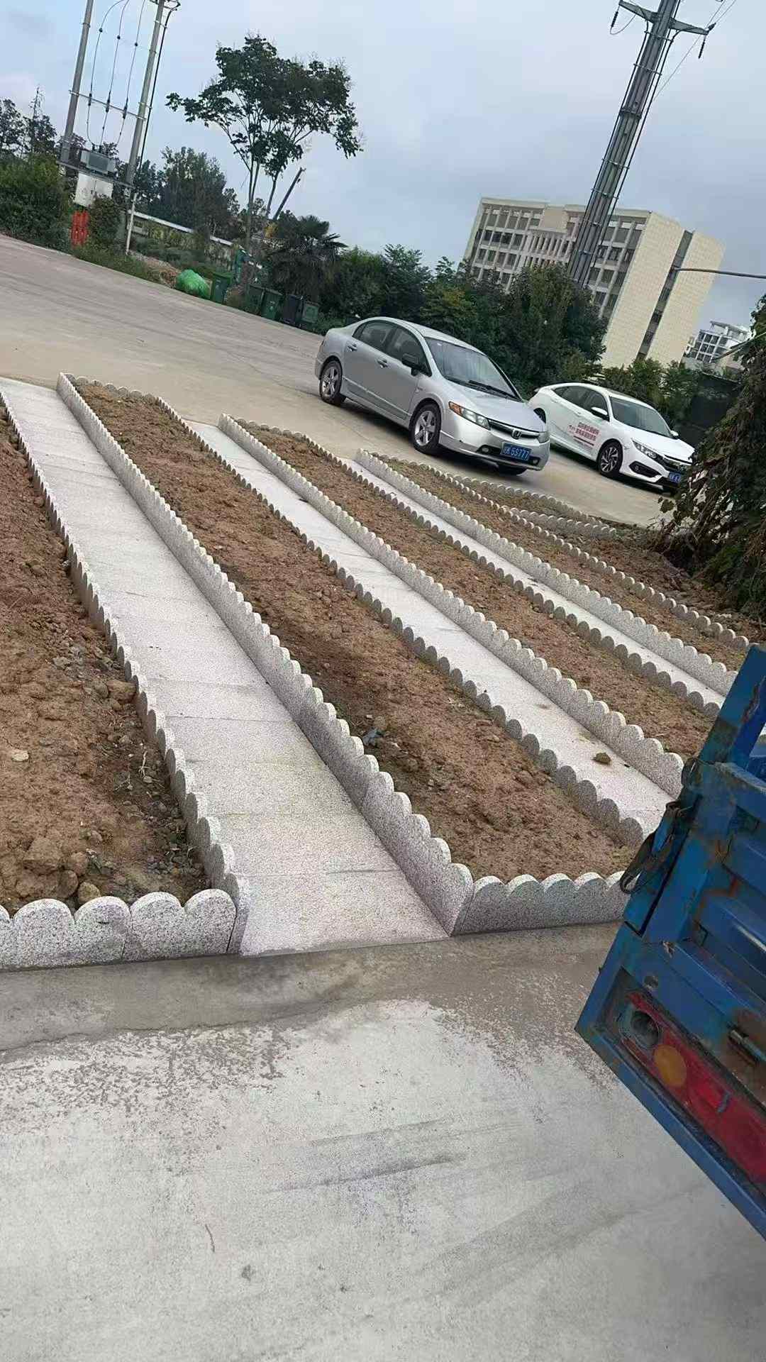 十堰芝麻白花边石