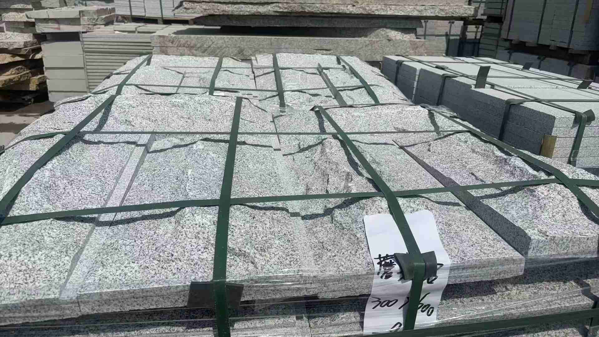 十堰蘑菇石 自然面